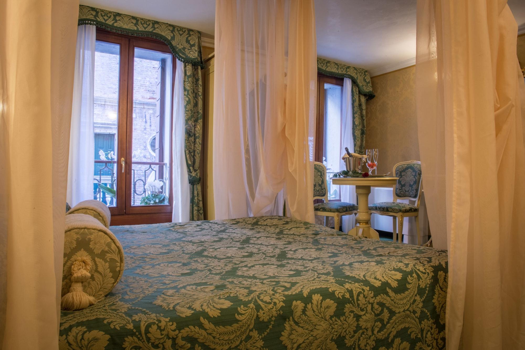 Hotel Becher Βενετία Εξωτερικό φωτογραφία