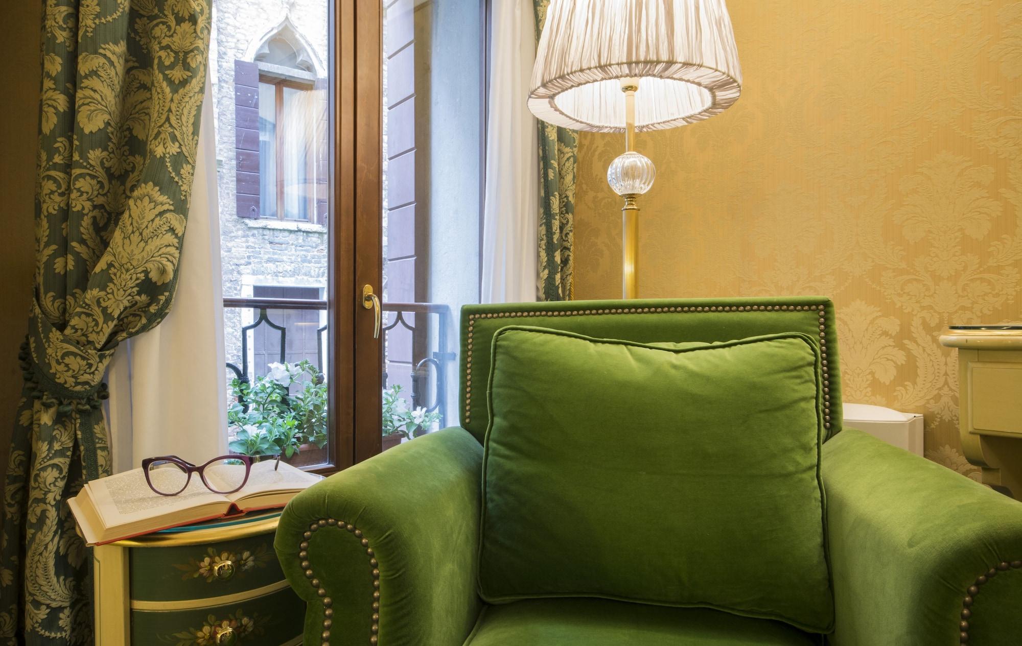 Hotel Becher Βενετία Εξωτερικό φωτογραφία