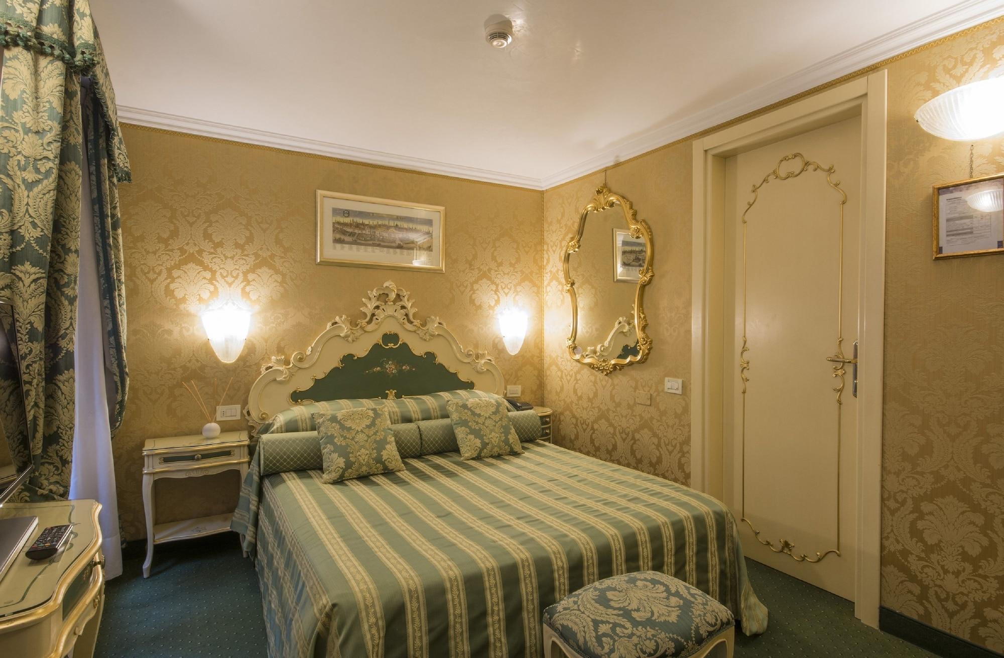 Hotel Becher Βενετία Εξωτερικό φωτογραφία