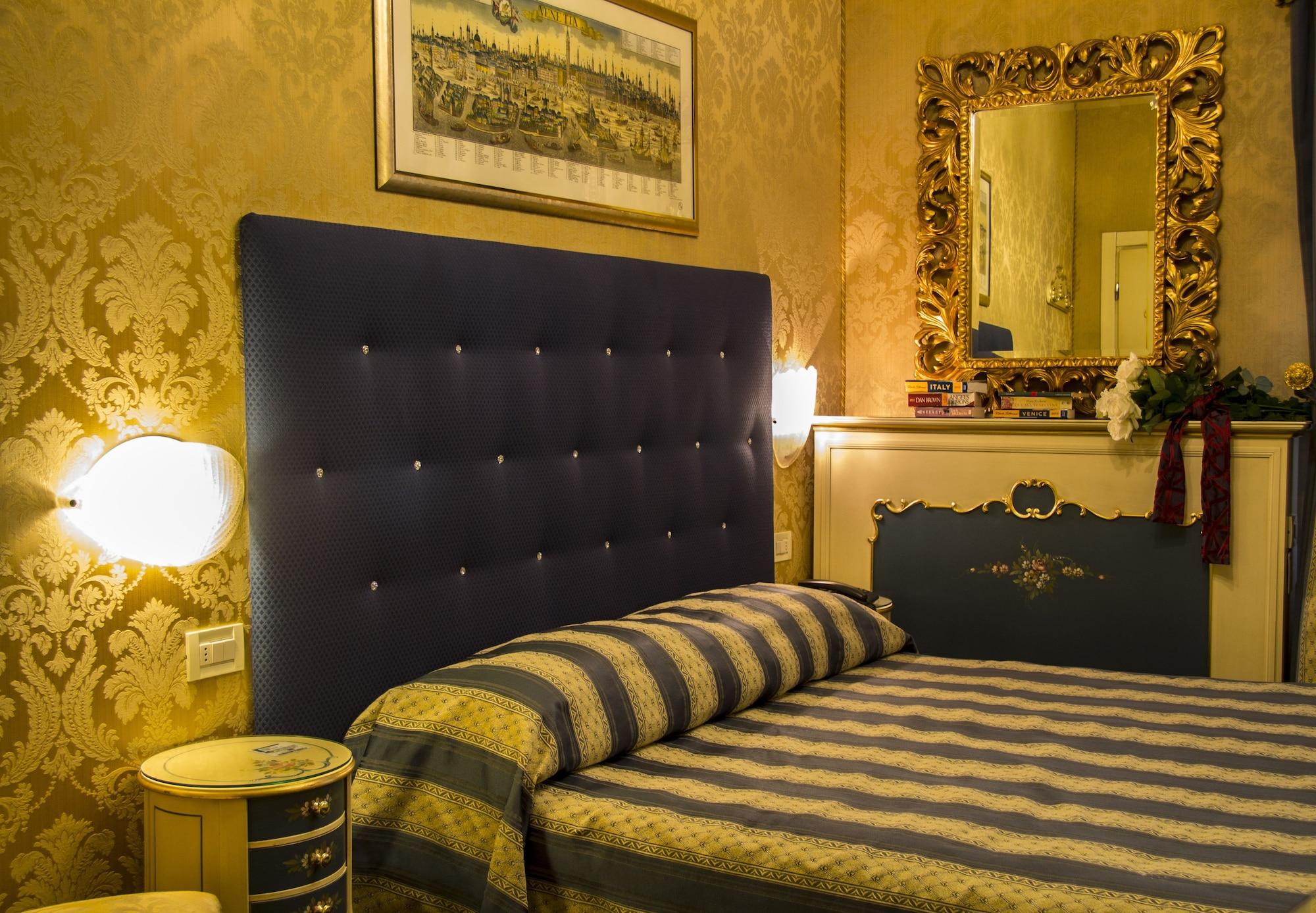 Hotel Becher Βενετία Εξωτερικό φωτογραφία