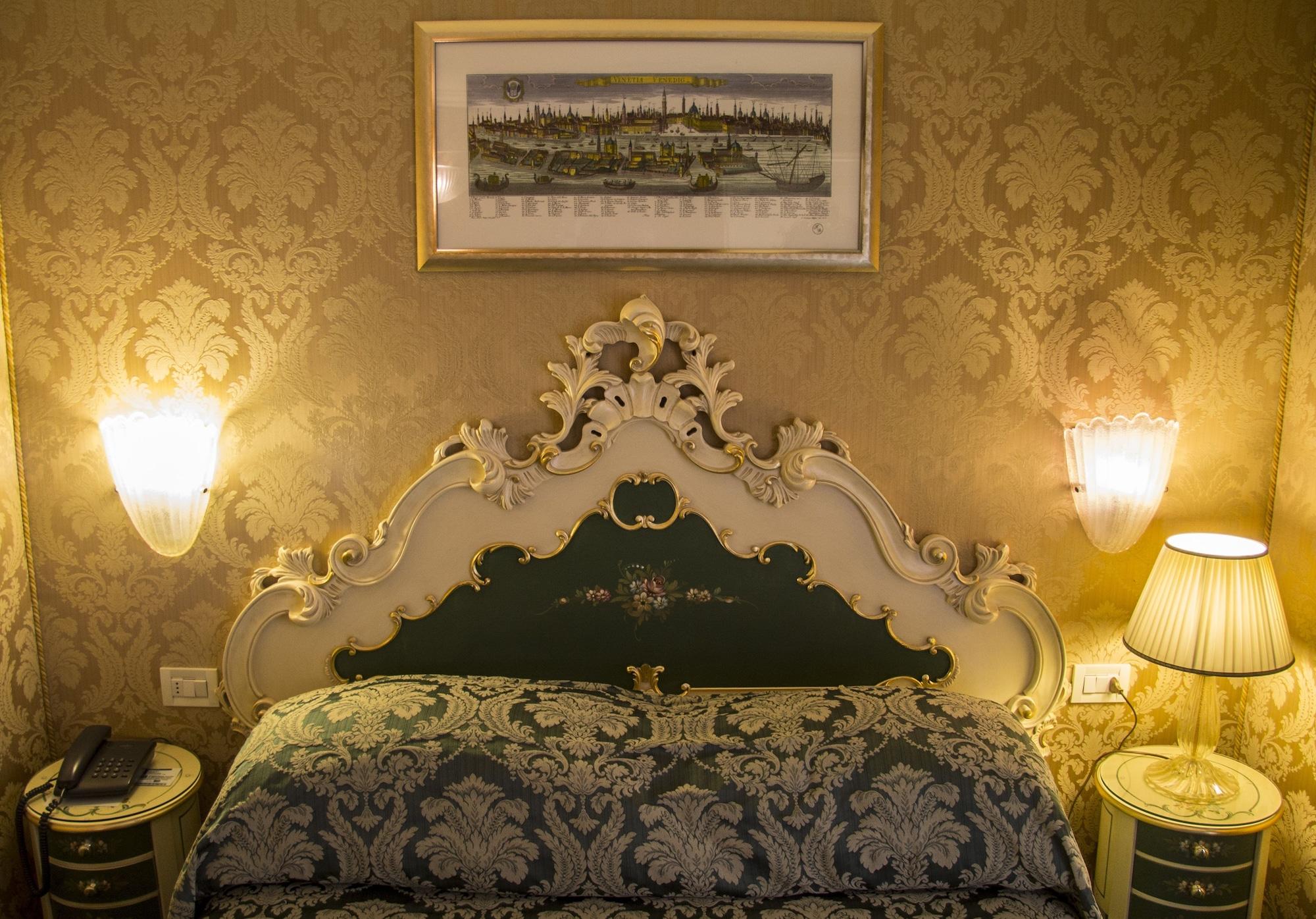 Hotel Becher Βενετία Εξωτερικό φωτογραφία