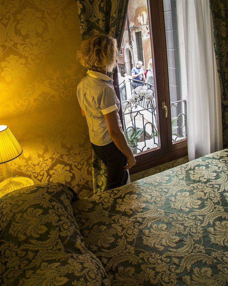 Hotel Becher Βενετία Εξωτερικό φωτογραφία